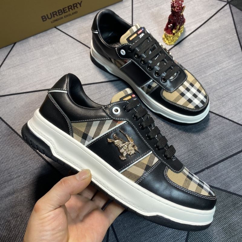 Burberry Low Shoes